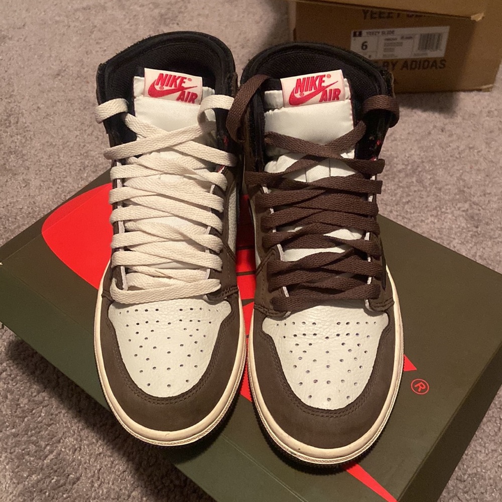 Air Jordan 1 High OG TS SP - Picture 2 of 7